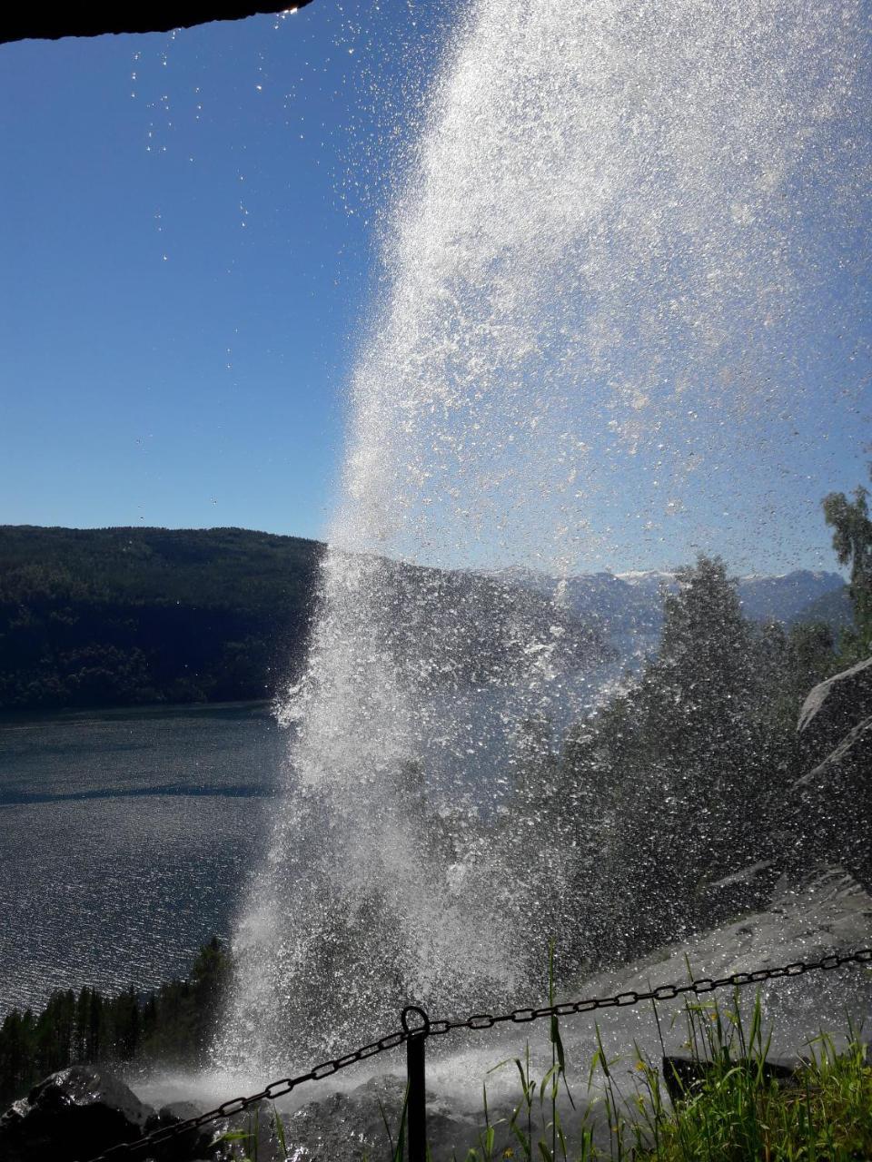 Naustloftet Villa Hornindal Exteriör bild